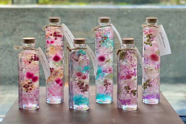 【京都・下鴨神社・ハーバリウム】気軽に楽しめるハーバリウム（植物標本）制作体験＜ボトルとお花を選べます＞