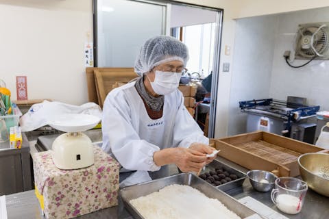 【静岡・御殿場・料理教室】誰でも簡単においしいおまんじゅうを作れます。小さなお子様も大歓迎！お土産もあるよ♪