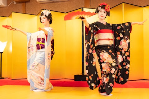 【秋田・秋田市・日本の伝統文化】会える秋田美人あきた舞妓に会いに来ませんか？あきた舞妓の舞踊鑑賞会♪お茶会付き