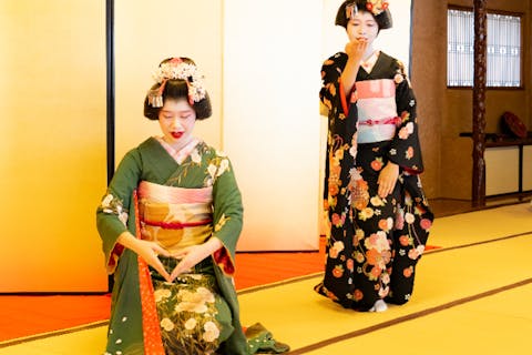 【秋田・秋田市・日本の伝統文化】あきた舞妓の舞踊鑑賞会 美味しいお弁当付き♪贅沢な時間を過ごしませんか？