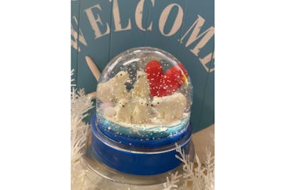 秋田・ふるさと村・スノードーム体験】ミニチュア6個付き‼︎きらきら