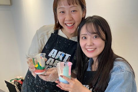 ワインと音楽とアート体験！失敗しないアート体験！誰でもアーティストになれる場所！大人気！たらし込みアート（ポーリングアート、フルイドアート）！