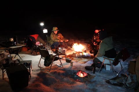 【秋田・藤里】白神山地×温泉×美食！冬の清流キャンプを全力で楽しむならここ。
