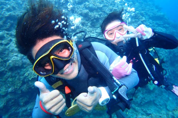 沖縄／恩納村／青の洞窟／体験ダイビング】カメラ撮影付き♪安心の