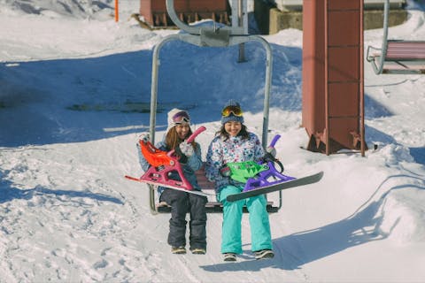 【秋田・鹿角・スキー場 その他】プライベートゲレンデ貸し切りで秋田初のスノードライブやチューブソリ体験