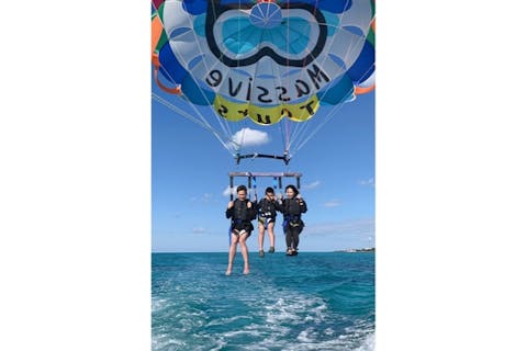 【沖縄・石垣島発】絶景のパラセーリング♪選べる高さ！最大200m！