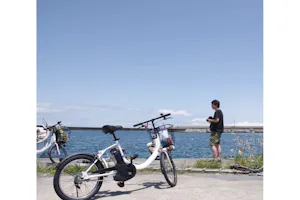 静岡・東伊豆町・まるっと貸し切りプラン 】電動アシストサイクルで海 