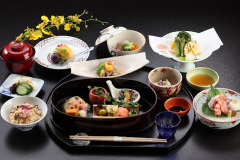 【兵庫・明石・温泉】明石と言えば蛸！蛸入り季節会席と温泉入浴付きプラン