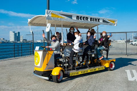 【みなとみらい・ビアバイク】アソビュー限定！オランダ発祥のビアバイクでビールを飲みながら楽しめる！「横浜ビアバイク」貸し切りプラン！
