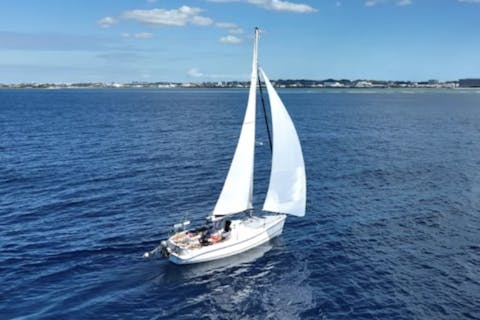 【沖縄本島南部・糸満・ヨットセーリング】2時間・2～4名様乗船／早朝割プラン