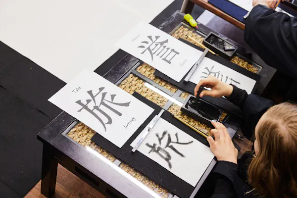 By Osaka Castle】Learning Zen of Japanese Beauty Calligraphy in
