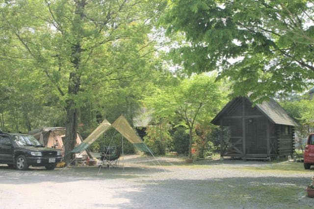 【埼玉・長瀞・オートキャンプ】レンタルなしプラン 初心者・女性も安心の街なかキャンプ！車移動なしで楽しめるラフティングのオプションも♪
