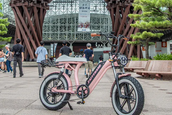 【ジャングルジャングル石川金沢店】自転車 スポーツ車 レッド 700×32C(約27インチ相当） 動作確認／クリーニング済み 自転車大量入荷しました!【石川金沢店】 - [公式]リサイクルショップの