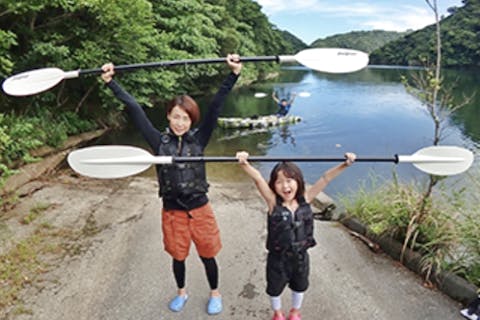 【沖縄・名護・カヤック＆トレッキング】やんばるの自然を感じよう！秘密のジャングルクルージング！カヤック＋リバートレッキングツアー