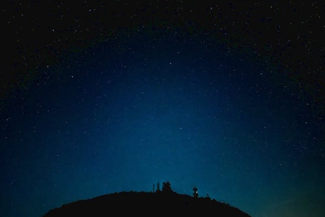 【島根・大田・星空観察】国立公園三瓶山＜天空の星降るリフト＞地元在住星空ガイドによる星空解説会・流星群の観察会