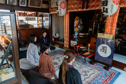 【東京・北品川・座禅】＜一心寺＞ 朝の座禅と仏具の御磨き体験。住職との会話も楽しめる！お土産付き
