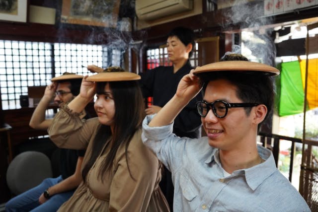 【東京・北品川・灸】＜一心寺＞頭に灸をすえる「ほうろく灸」体験！健康的で珍しいお寺の文化を体験。迫力のある住職のお祓いにもご注目ください。
