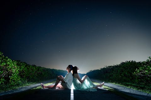 【沖縄・読谷村・星空フォト】星空photoと宙さんぽin 残波岬／参加者毎に星達をバックに撮影／天候不良の場合：日程変更or全額返金　ご家族からカップル、お仲間までサプライズにも当日予約OK