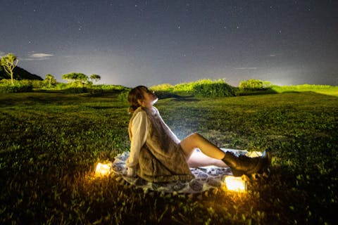 【沖縄・うるま市・星空フォト】星空photoと宙さんぽin 伊計島or海中道路or浜比嘉／参加者毎に星達をバックに撮影／サプライズにも当日予約OK☆彡2025夏！お子様歓迎割引中