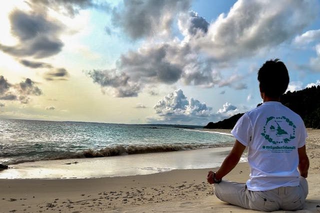 【沖縄・宮古島・マインドフルネス】＜サンセットタイム＞癒しの海辺で心身リセット！マインドフルネス瞑想