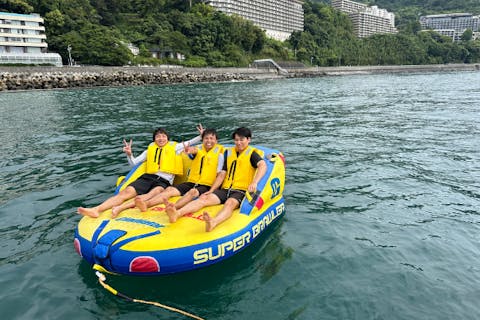 【静岡・熱海・チュービング】夏季限定！熱海の海で貸切チュービング体験