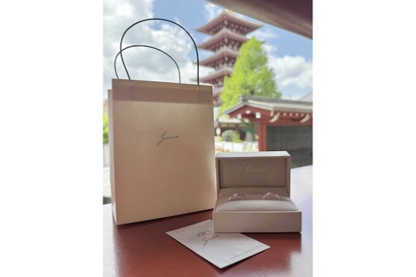 loro シルバーリング オリジナルポーチ付き BOX＆付属ポーチ