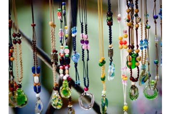 沖縄・名護・手作りアクセサリー】ガラス・ビーズでネックレスを手作り