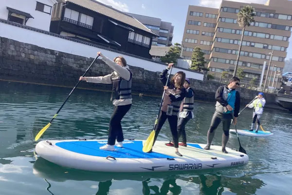 長崎・長崎市・SUP】6名まで乗艇OK！BigSUPに皆で乗って観光ガイドを