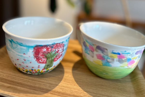 江戸茶寮青山店。茶器の絵付とお茶と和菓子の新体験！カラフルな江戸