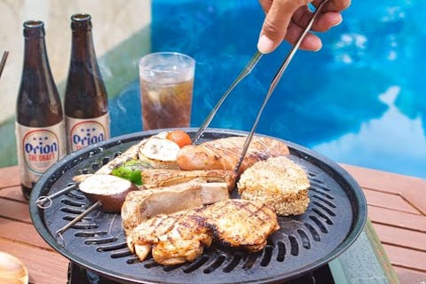 【沖縄・石垣島・日帰りサウナ＆BBQ】Cafe&Bar Sazanamiで海水スパ＆サウナ、夢のBBQコースを堪能！ビーチまで30秒の絶景スポット