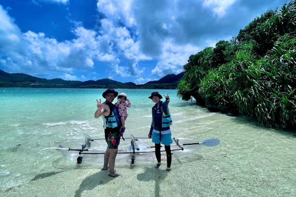 石垣島/川平湾【家族みんなで楽しめる】クリアカヤック体験ツアー
