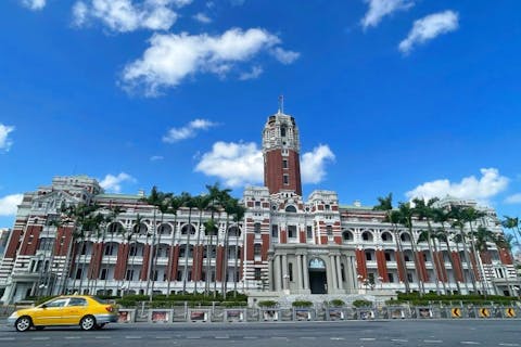 【台湾・台北・貸切チャーター】台北市内限定！中型バス4時間チャーター《日本語ガイドオプションあり》の画像を表示しています