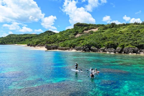 【沖縄・宮古島・SUP】1組貸切クリアSUPツアー（90分）ドローン撮影付／全額返金
