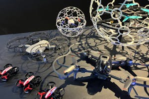 島根・江津・ドローン】全天候対応＜国内最大級＞屋内型ドローン飛行