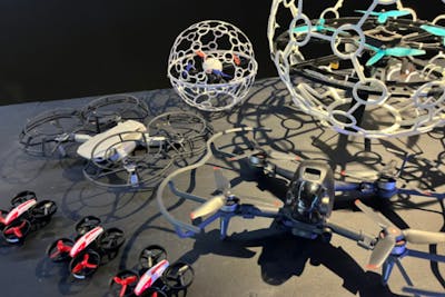 島根・江津・ドローン】全天候対応＜国内最大級＞屋内型ドローン飛行