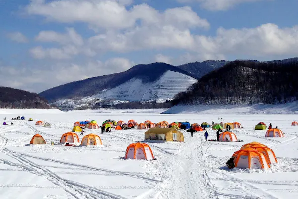 北海道・南富良野】氷上ワカサギ釣り・1DAYコース【 現地集合プラン