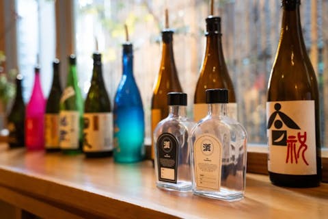 京都の街中でレアな日本酒体験｜自分だけの日本酒をつくってみませんか｜手ぶらOK＆飲み比べ付き｜カップル・友達・おひとり様歓迎【寺町・錦市場すぐ】