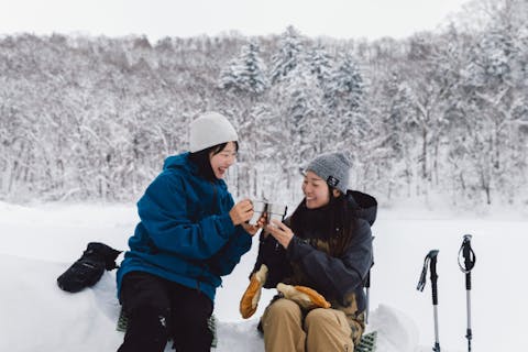 【北海道・ニセコ】白銀の世界へ足を踏み入れてみよう！冬の大自然満喫スノーシュー体験！ 写真データはその場で無料プレゼント