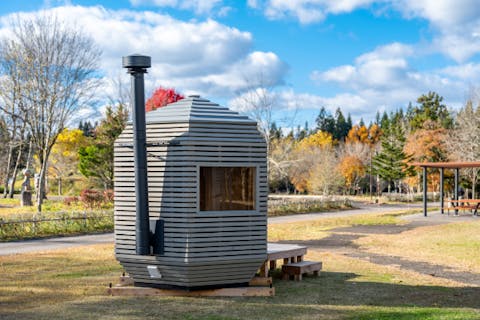 【秋田】真冬の北欧の杜公園でサウナ体験！KIVANA社製サウナと休憩スペース「グラキャン」がセット！