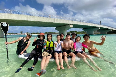 【沖縄・宮古島（伊良部・下地エリア）SUP＆シュノーケル】ビーチエントリーで白い砂浜から美しい海へ！風下にむかい気軽に楽々クルージング！（半日・3歳からOK）
