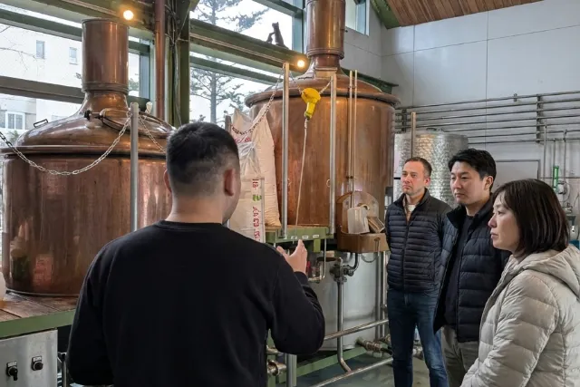 クラフトビール醸造所見学＆利きビール体験（おみやげビール付♪）