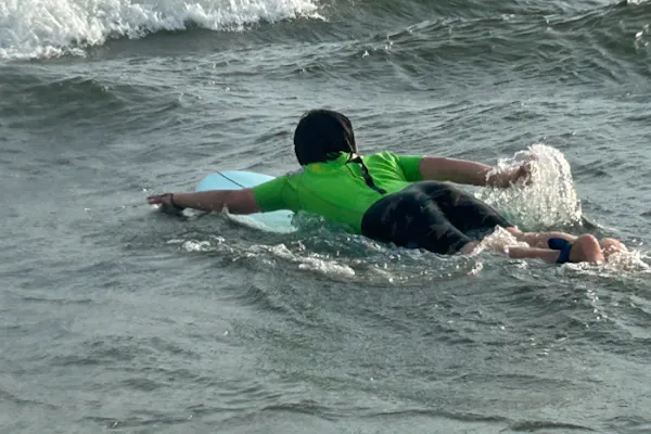 神奈川・江ノ島・サーフィンレッスン】片瀬江ノ島駅から徒歩3分