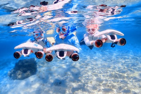 ＜1組限定貸切＞【宮古島・伊良部島】水中スクーターシュノーケル、スキンダイビングツアー！ビーチからポイントまで楽々移動！