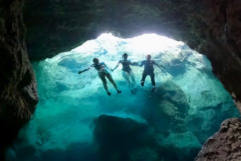 【沖縄・宮古島（伊良部・下地エリア）シュノーケル】ボートでとっておきの場所へ！絶景クルージングと透明度抜群の海を満喫しよう！（3歳からOK）