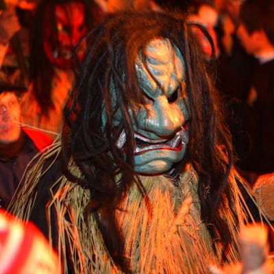 男鹿 なまはげ柴灯まつり 壁掛け 置物 飾り パネル 竿灯祭り 高岡銅器 男鹿 なまはげ柴灯まつり 壁掛け 置物 飾り パネル 竿灯祭り 高岡銅器