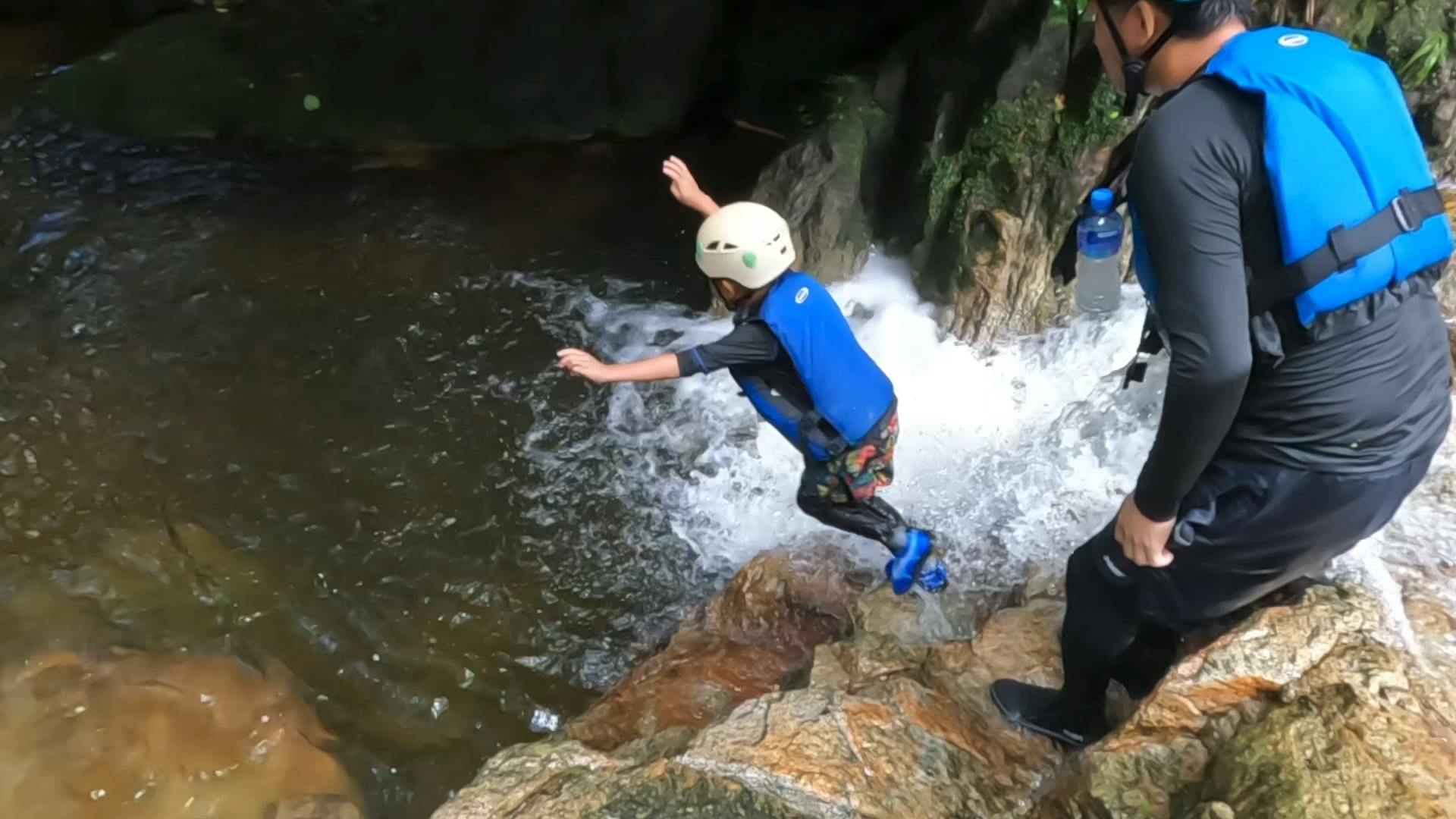レッドヘッド石垣島