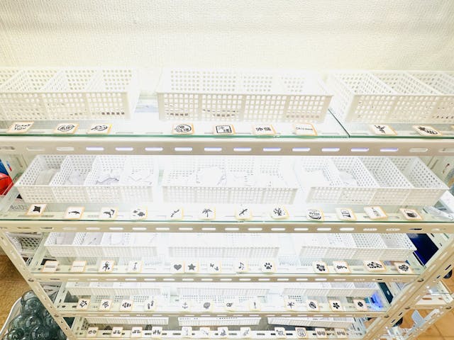 国際通りのガラス館