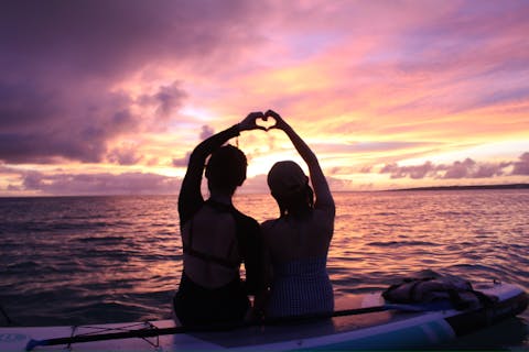 【宮古島｜SUP】一眼レフ撮影★ 絶景＆癒しサンセットSUPツアー