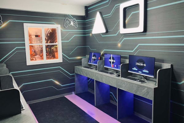 東京・池袋・脱出ゲーム】＜Level：＞ブラックホール～サイバーカフェ