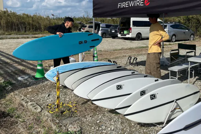 【福岡近郊手渡し可能】サーフボード 5'4 約25-26cl 福岡・糸島・サーフィン】手ぶらでOK！アクティビティセットプランで波